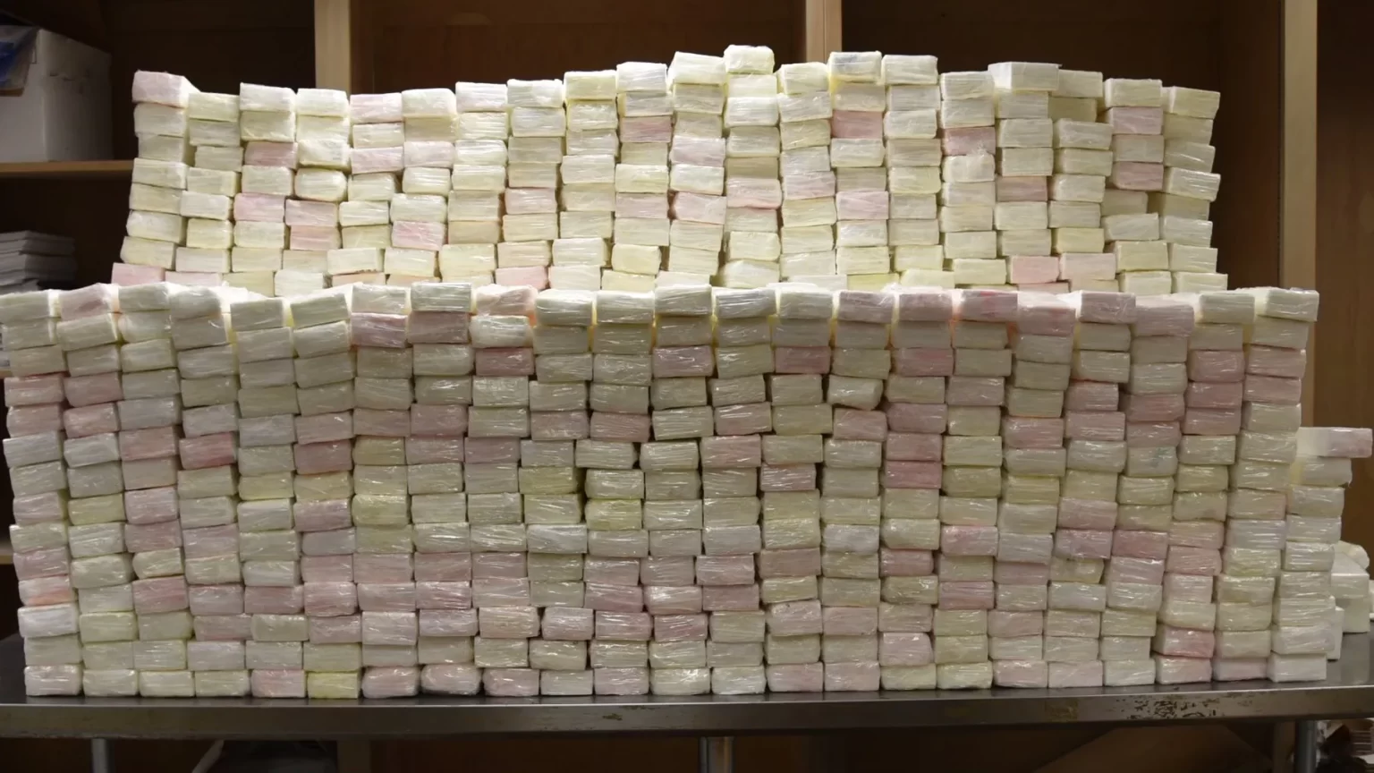 Decomisan cargamento de cocaína valorado en 4,4 millones de dólares