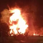 Explota camioneta huachicolera en Hidalgo; muere una persona