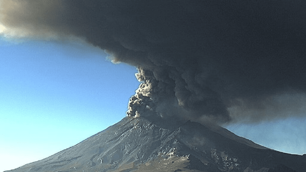 Prevén caída de ceniza en alcaldías de la CDMX