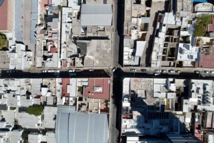 Inician obras de rehabilitación en la calle Ramón López Velarde