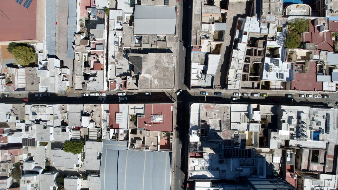 Inician obras de rehabilitación en la calle Ramón López Velarde