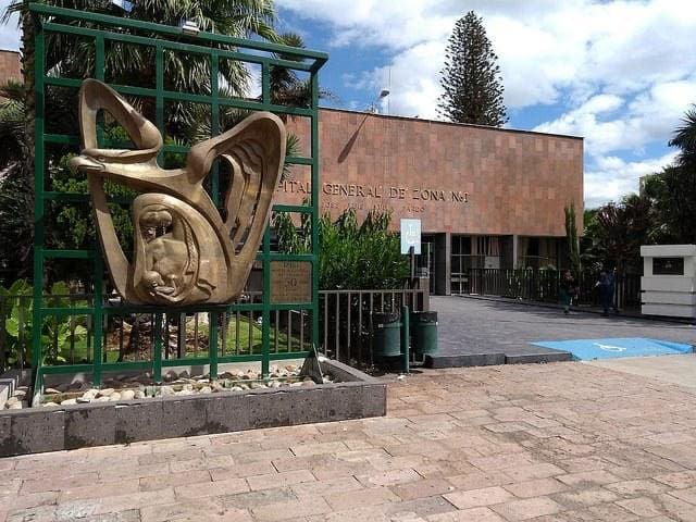 Hospitales padecen falta de médicos especialistas
