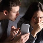 Tres de cada 10 jóvenes enfrentan violencia durante noviazgo