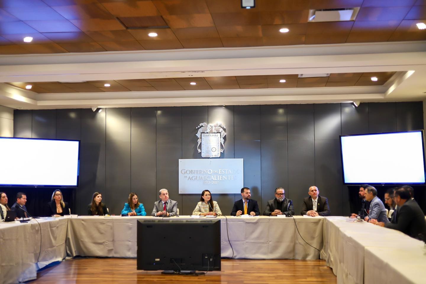 432585238 969067854576417 6333217657091166529 n