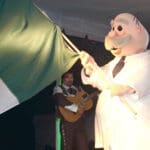 La botarga del Dr Simi anuncia su retiro y usuarios reaccionan