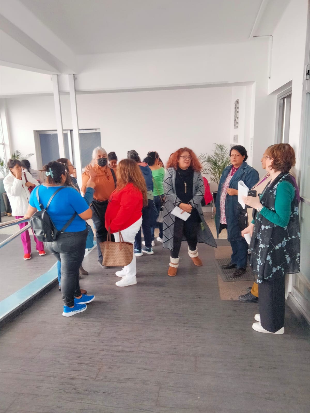 Más de 76 trabajadoras demandan a la remesadora Servicios Integrales por fraude