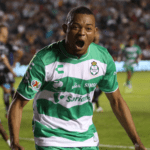 Querétaro pierde su buena racha ante Santos