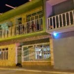 Cuatro vendedores de drogas hirieron de dos balazos a un joven en San Francisco de los Romo