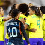 Brasil golea a México y vuela a la final de la Copa Oro
