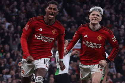 4-3. El United entierra el póker del Liverpool