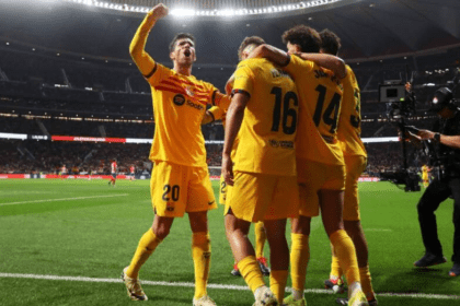 El Barcelona golea al Atlético (0-3)