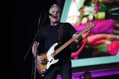 Hombres G lleva al Vive Latino hasta los años 80