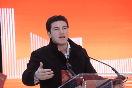 Revocan sentencia contra Samuel García por actos anticipados