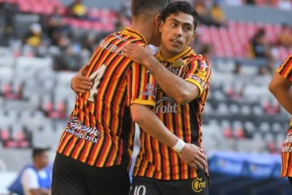 UdeG golea a Tlaxcala y asume liderato en Liga de Expansión