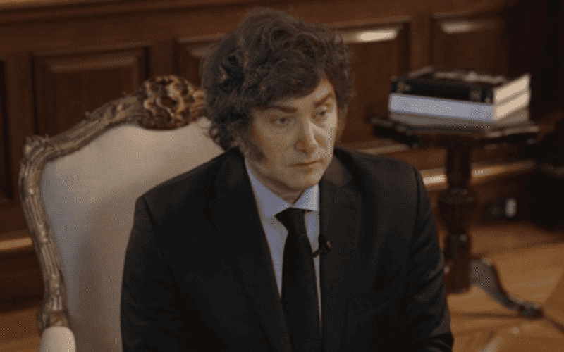 Milei llama "ignorante" a López Obrador y "asesino terrorista" a Petro