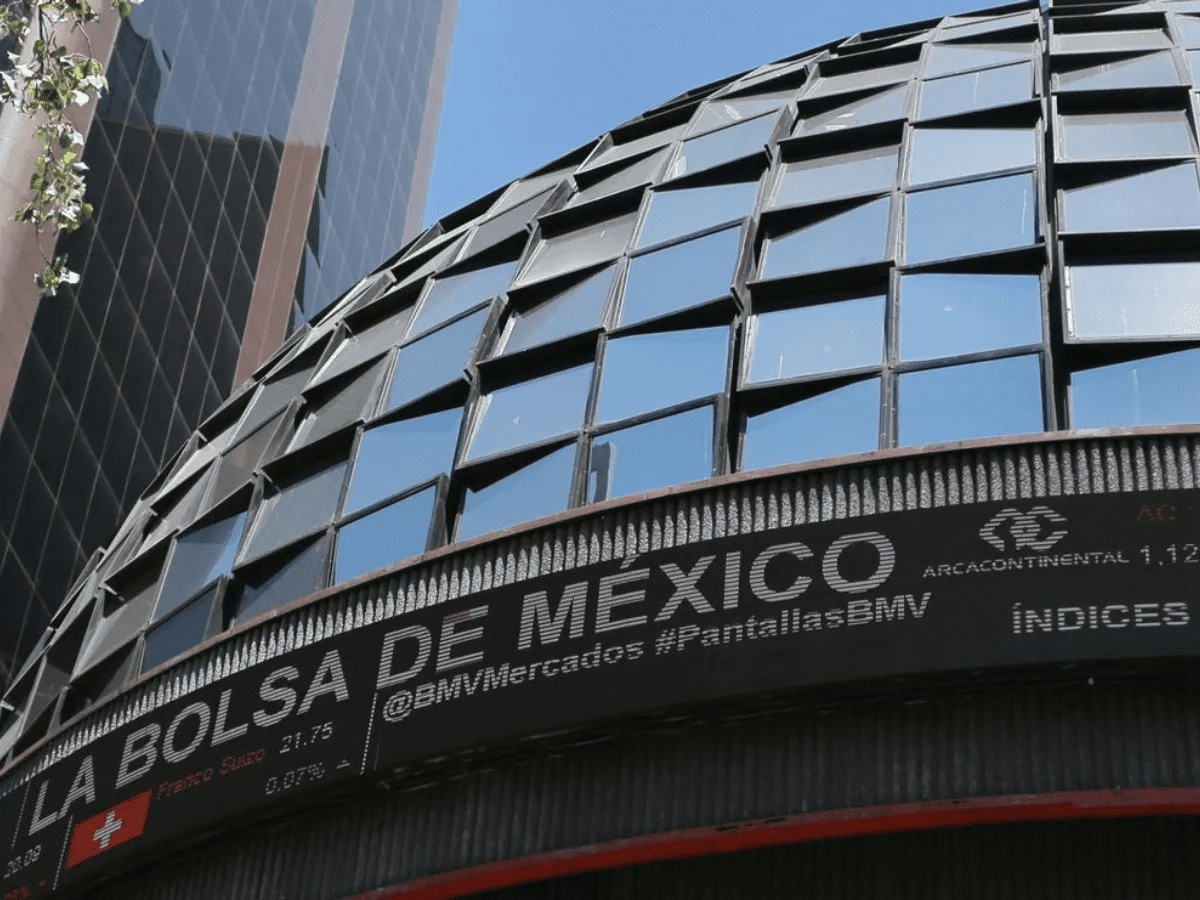 La Bolsa de México gana un 1,34 % en la semana y cierra marzo con un avance del 3,53 %