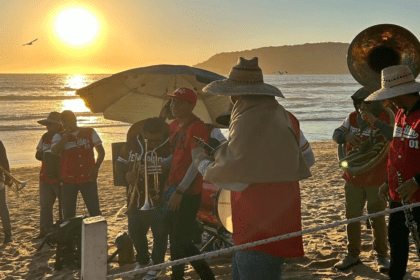 Bandas y grupos musicales pueden tocar en playas de Mazatlán