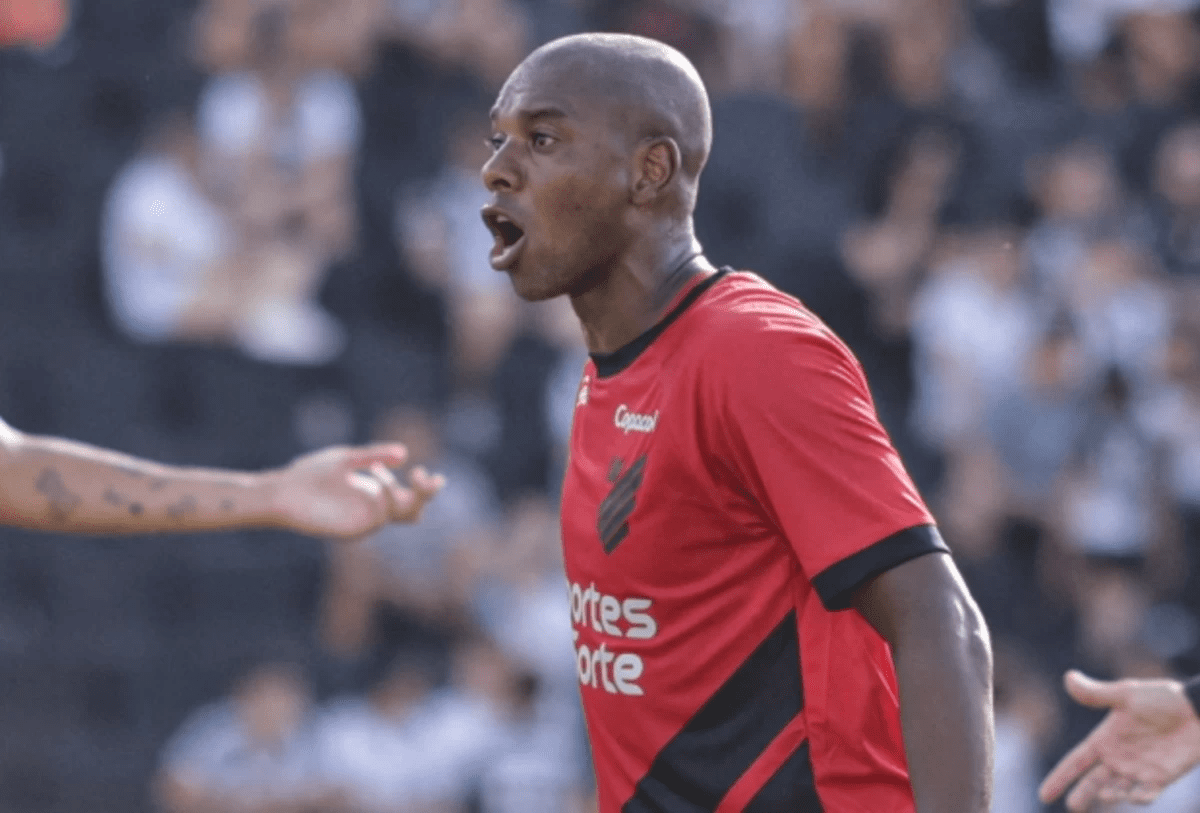 Raúl Jiménez asegura que fue correcta la decisión de llevarlo a Qatar
