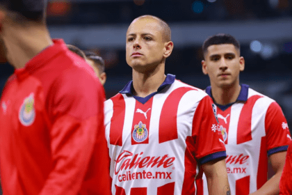 "Chicharito" Hernández se pierde partido ante Monterrey