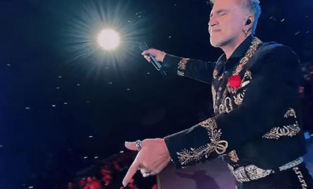Alejandro Fernández recuerda con fiesta ranchera a su padre