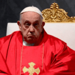 El papa renuncia al vía crucis del Coliseo para cuidar de su salud