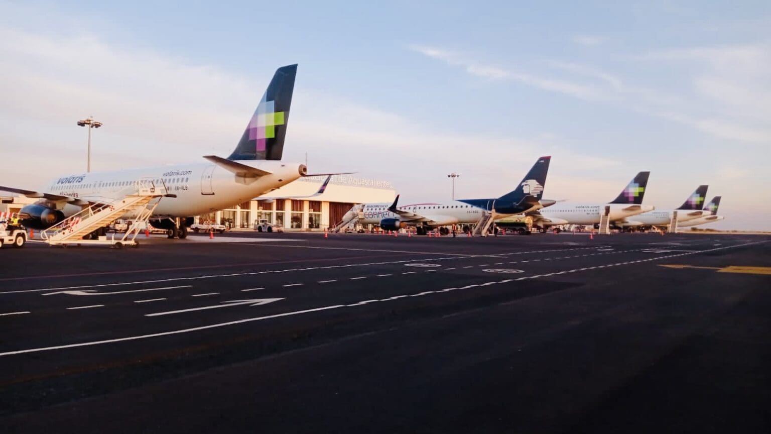 Aeropuerto libra caída en tráfico de pasajeros