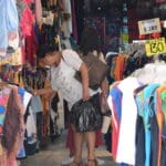 Lamentan textileros que la gente prefiera ropa barata que de calidad