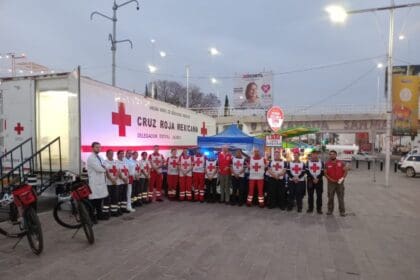 Cruz roja instaló consultorio móvil en la zona ferial