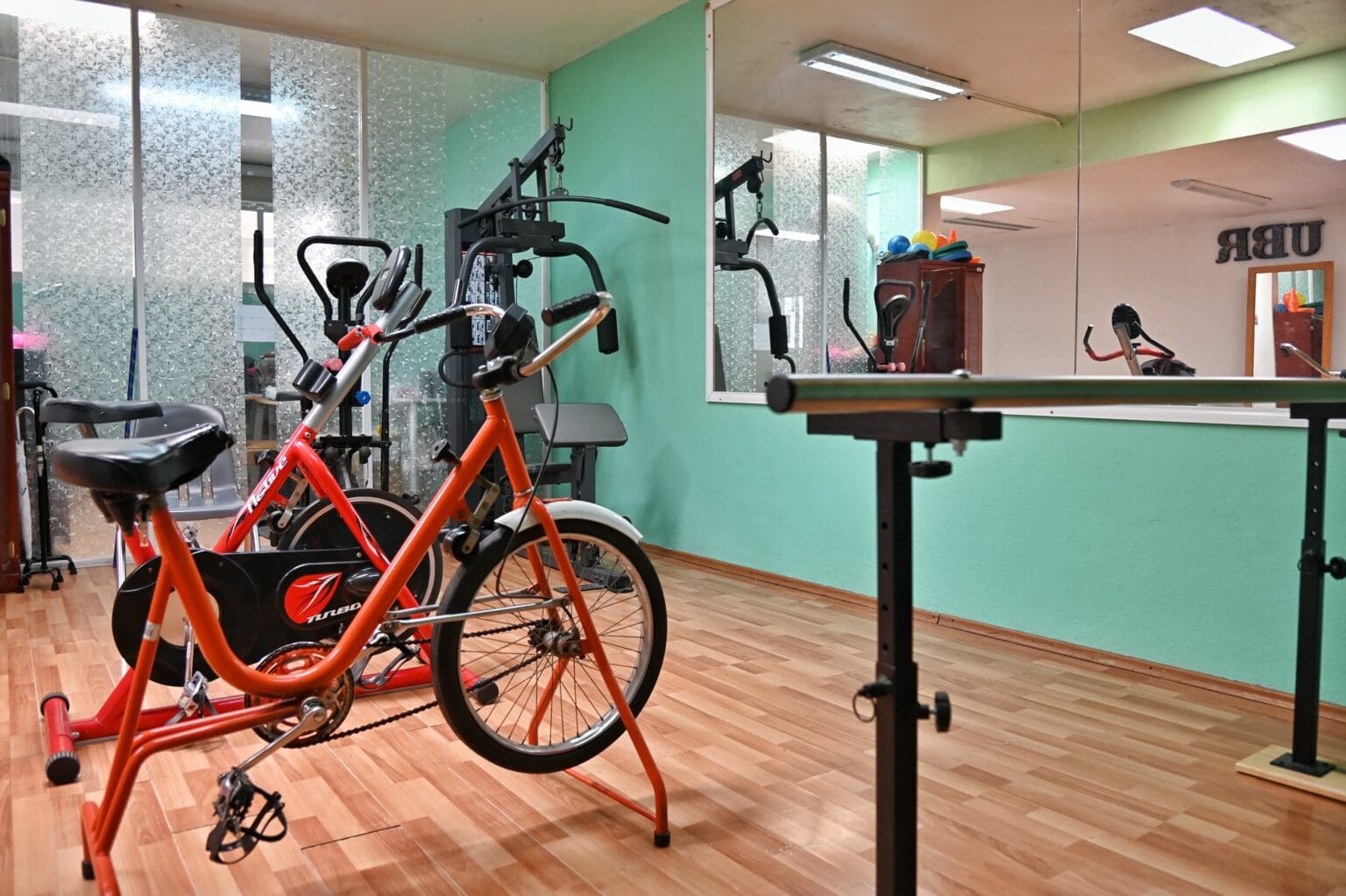 Unidad de rehabilitación de Jesús María ofrece terapia física