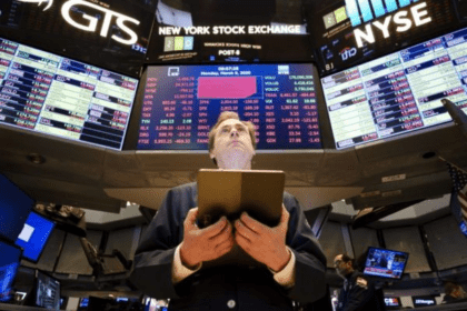 Wall Street cierra en verde y el Dow Jones gana un 0,38 %