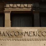 Inflación aún está lejos del objetivo: Banxico