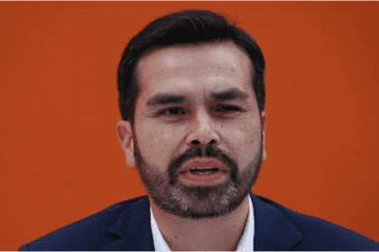 Candidata del PRI, PAN y PRD acusa a Álvarez Máynez de acoso sexual