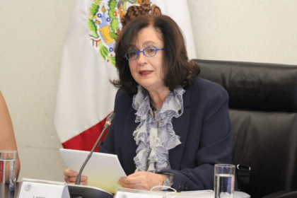 Declaran "persona non grata" a embajadora de México en Ecuador