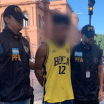 Detienen a un hombre que pretendía entrar a la sede del Ejecutivo argentino con un machete
