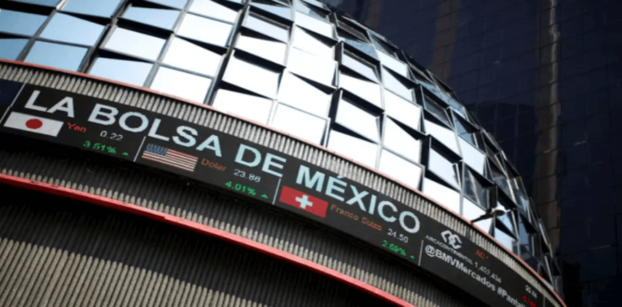 La Bolsa mexicana avanza un 0,5 % para ubicarse en 57.653,23 unidades