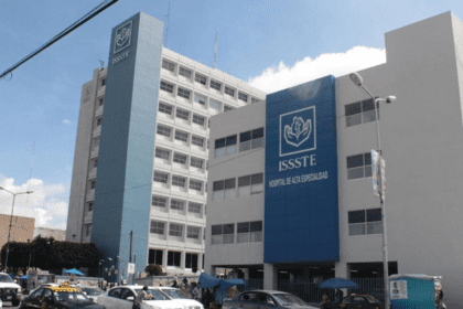 ISSSTE desmiente que atiendan pacientes por envenenamiento de agua
