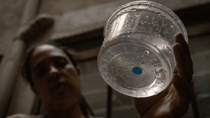 Agua contaminada genera pérdidas en locatarios de Benito Juárez