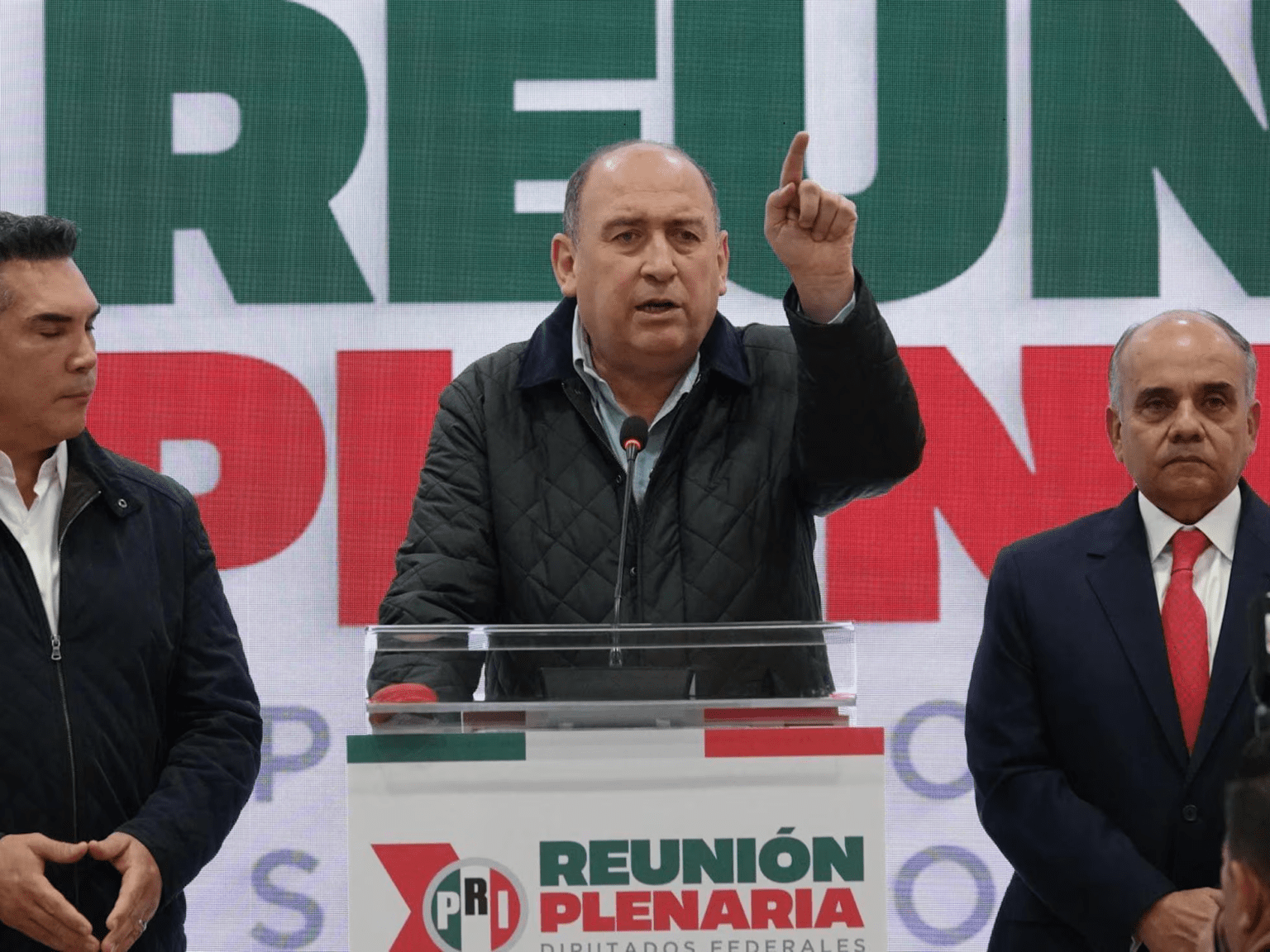 PRI votará contra reforma de pensiones