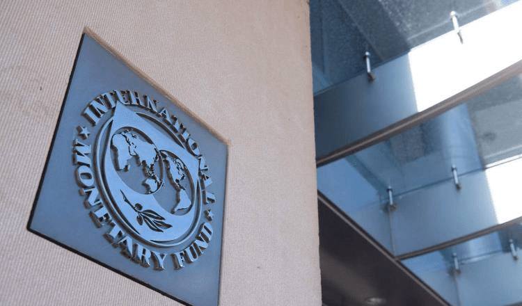 FMI recorta expectativa para economía mexicana a 2.4%