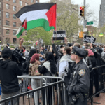 Arrestan a decenas de universitarios en Nueva York que acamparon en apoyo a Gaza