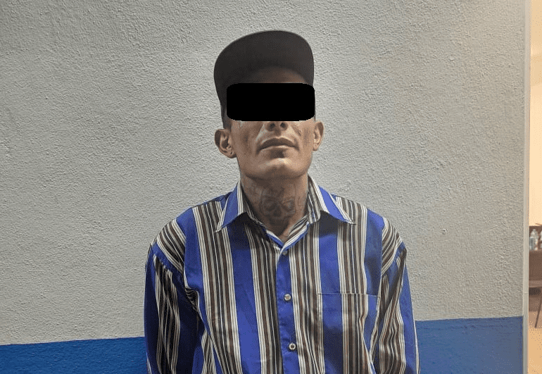 Detienen a hombre que escandalizaba cerca de la Feria