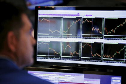 Wall Street cierra mixto y el Nasdaq pierde un 2,05 %