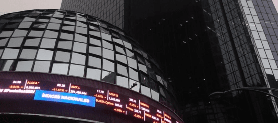 La Bolsa de México gana 0,22 % en la jornada pero cierra con una pérdida semanal de 1,25 %