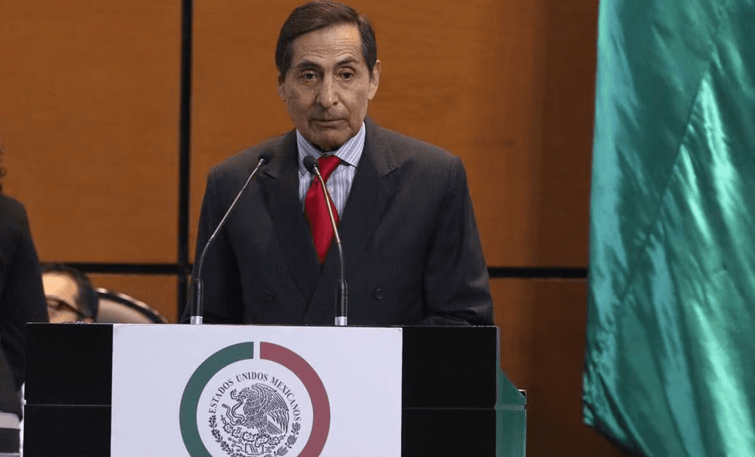 Secretario de Hacienda evade preguntas tras aprobación de reforma