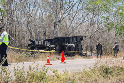 Volcadura de camión de la Sedena deja 4 heridos en Yucatán