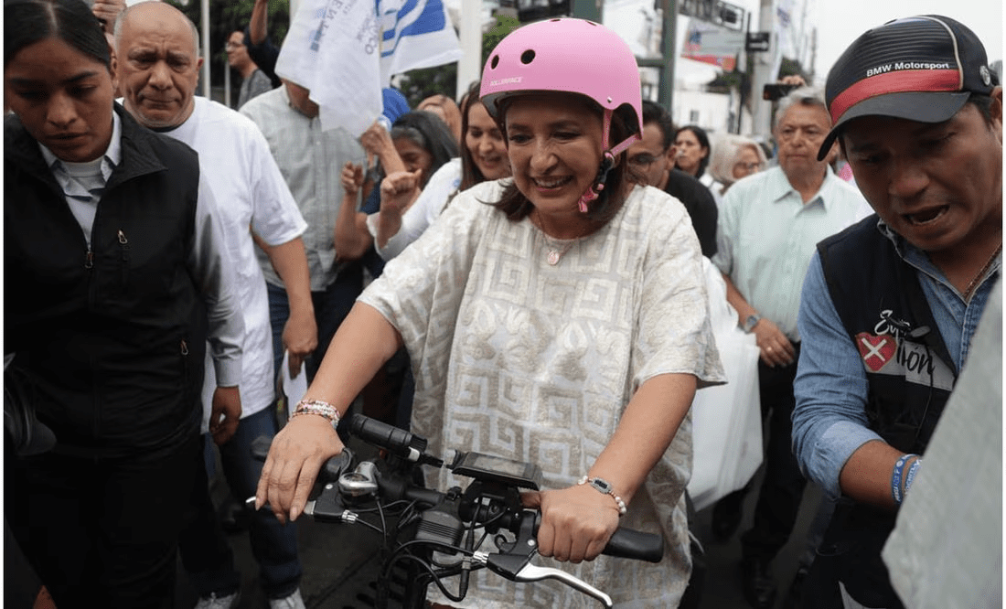 Xóchitl Gálvez denuncia que la 4T la espía