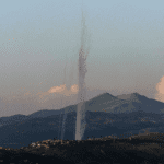 Hizbulá ataca Israel con "decenas" de cohetes en respuesta a asesinato de líderes aliados