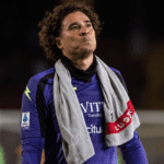 Álvaro Morales critica a Guillermo Ochoa tras su tercer descenso