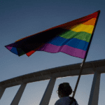 Irak aprueba ley para criminalizar la homosexualidad con penas de hasta 15 años de cárcel