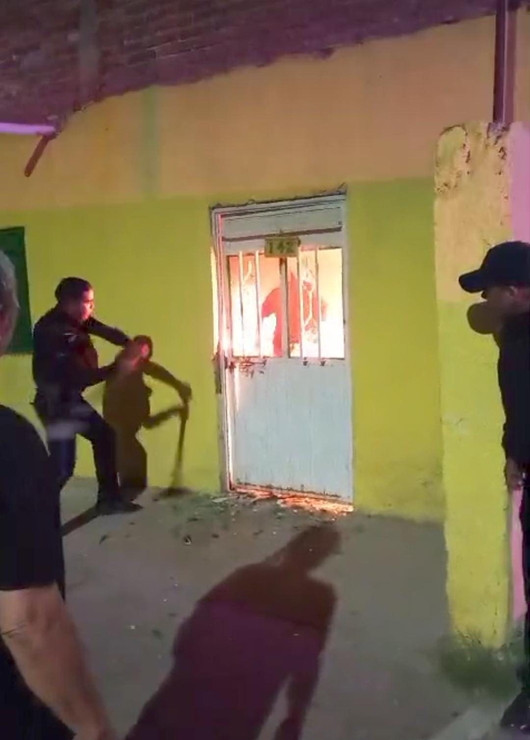 Explosion Muerte Hombre Incendio STEMA